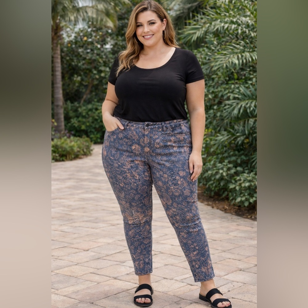 Denim 24/7 Damask Jeans